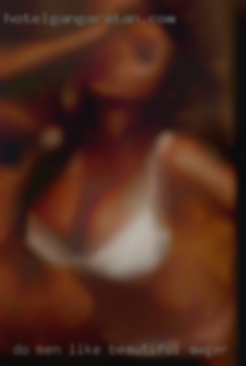Do men like to lick women pussy beautiful swinger.