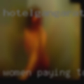 Women paying Toronto
