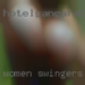 Women swingers sucking